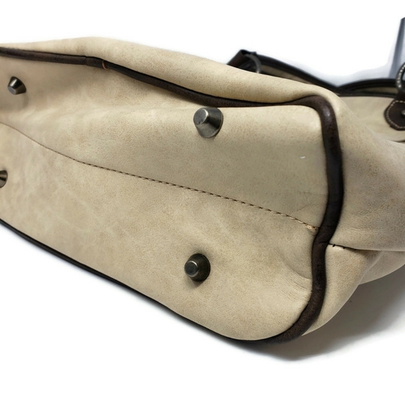 Montana West |  Aztec Collection Concealed Carry Tote - Picture 6 of 8